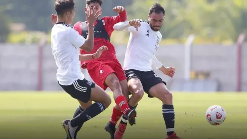 Colo Colo sumó un empate en su primer enfrentamiento amistoso de la jornada con Curicó Unido