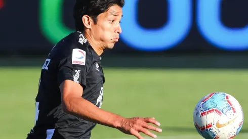 Fernández fue presentado este jueves como nuevo refuerzo del La Serena.