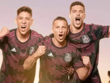 Nueva camiseta de la selección de México: negro y rosado