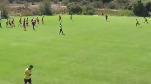 El golazo de Esteban Paredes en el amistoso de Coquimbo contra Audax.