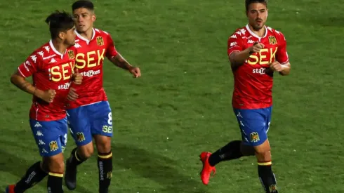 Los hispanos comparten el liderato del torneo nacional.