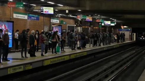 El servicio de trenes de Santiago no se ha detenido aún con la Región en Fase 1.
