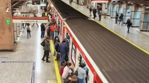 Metro funcionará hasta las 20.00 horas