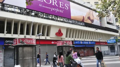 La venta de ropa al por menor quedo restringida de su funcionamiento.