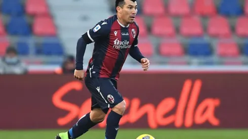 Gary Medel lesionado y un mes fuera en el Bologna.