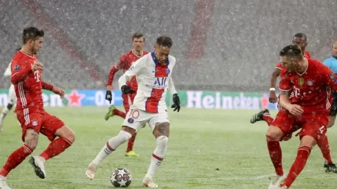 Bajo una tormenta de nieve el PSG logró derrotar al Bayern Múnich en Alemania.