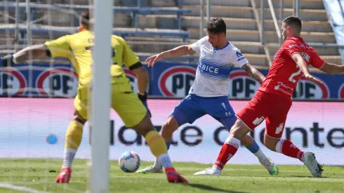 Católica quiere recuperar la punta del torneo.