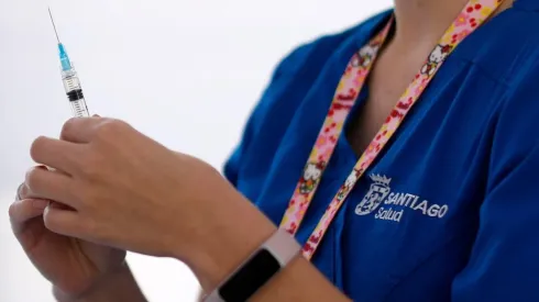 Autoridades refuerzan importancia de vacunarse contra el Covid-19