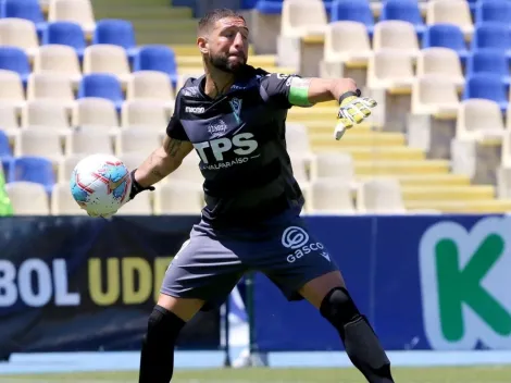 Atajada de Viana a Cobresal ya postula al tapadón del año