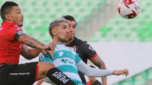 Diego Valdés pidió disculpa después de la indisciplina que cometió en pandemia y anunció su regreso a las canchas