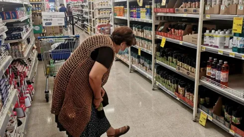 El horario de atención depende de cada supermercado.