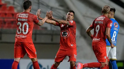 La Calera va por el primer golpe ante LDU.