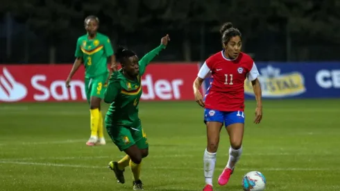 La Selección Chilena Femenina logró su cupo al imponerse a Camerún en el repechaje.