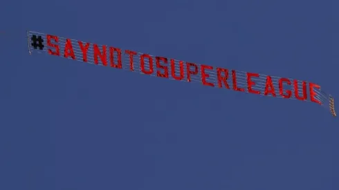 Las muestras de desaprobación a la exclusiva liga se sucedieron en toda Europa.