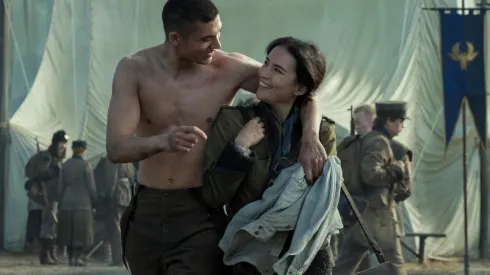 Jessie Mei Li es la protagonista de Sombra y Hueso, en el rol de Alina Starkov.