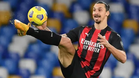 Ibra renovó con los Rossoneri hasta final de temporada del 2022.