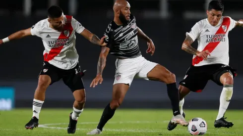 River Plate y Paulo Díaz derrotan a Junior en Copa Libertadores: 2-1 final.