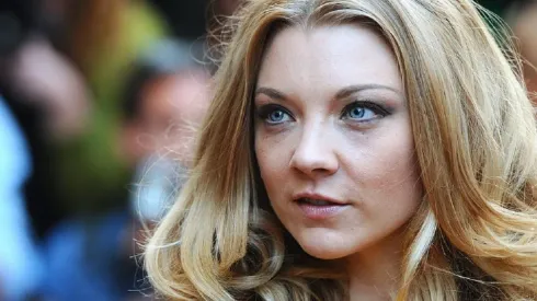 La actriz es conocida por su participación de Got, Los Tudores, The Hunger Games y Penny Dreadful