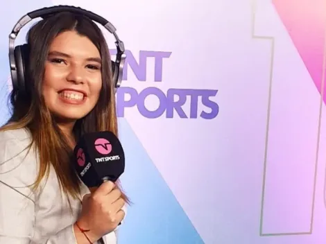 Chío Ayala la rompe relatando fútbol masculino en TV