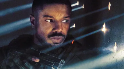 Michael B. Jordan interpreta a John Kelly en Tom Clancy: Sin Remordimientos.