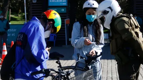 Las comunas en Fase 2 también deben cumplir cuarentena los fines de semana.