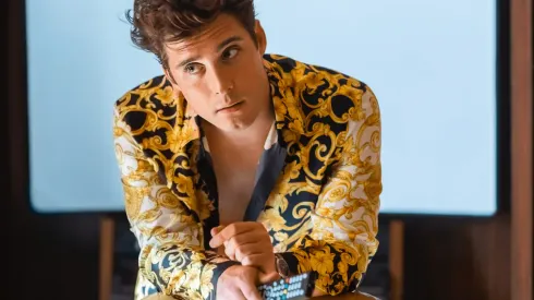 Diego Boneta como el Sol de México en Luis Miguel, la serie.