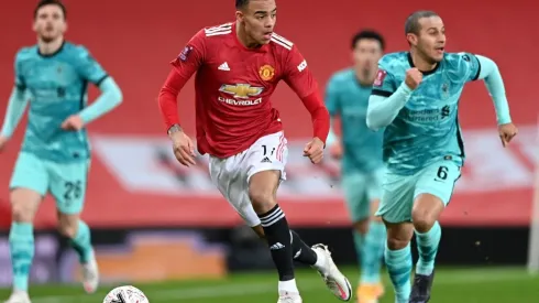 Los diablos rojos recibirán a los reds en una nueva edición del Clásico de Inglaterra.