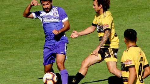 Carlos Encinas está molesto por las denuncias de arreglos de partidos que habría hecho Lautaro de Buin.