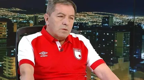 Eduardo Méndez, presidente de Santa Fe, un un garrotazo a River Plate.