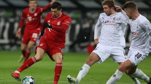 De la mano de Robert Lewandowski, que lleva 36 goles en 26 partidos, el Bayern tiene casi asegurado el título.