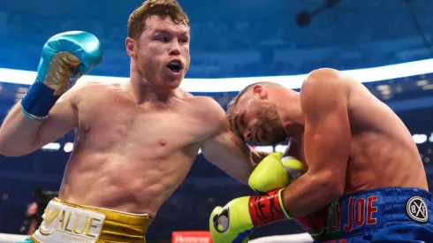 Canelo Álvarez venció a Billy Joe Saunders en una noche histórica en Texas.