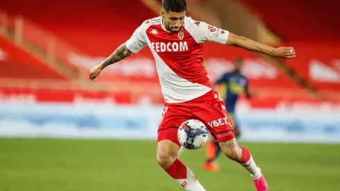 Advierten que Maripán no sigue en Mónaco si se queda sin Champions League.