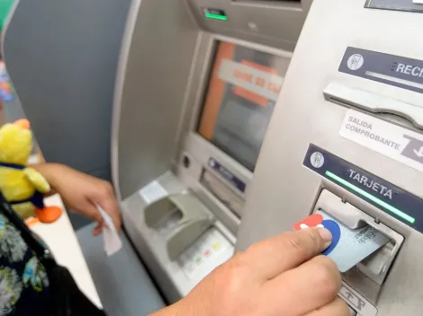 ¿Cuándo pagan el IFE Ampliado de Abril?