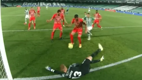 El pase que condenó al Granada ante el Betis