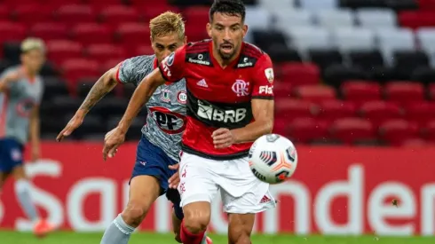 Isla debutará a nivel de clubes en las canchas chilenas