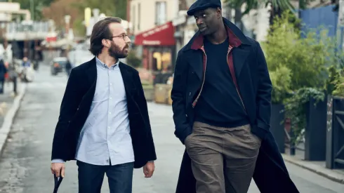 Assane Diop y su mejor amigo Benjamin Ferel, en los nuevos episodios de Lupin.