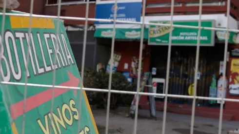 Pese a que no hay contraindicaciones comprobadas en lo inmediato, no es recomendable el consumo excesivo de alcohol.