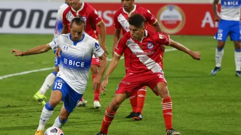 Universidad Católica cayó con Argentinos Juniors en San Carlos de Apoquindo.