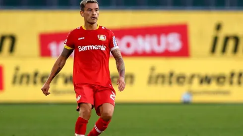 Charles sacó pasajes a Europa League.