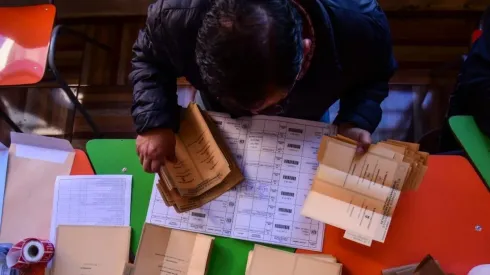 Todavía están aceptando a voluntarios como vocales de mesa.
