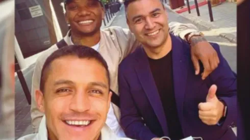 Alexis, Junior y el abogado Inostroza disfrutan de los placeres en Barcelona.