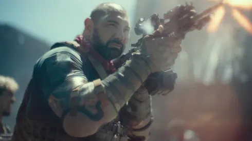 Dave Bautista es el gran héroe de acción de El Ejército de los Muertos.