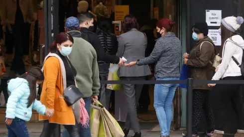 El carnet verde le dará más libertades a las personas vacunadas.