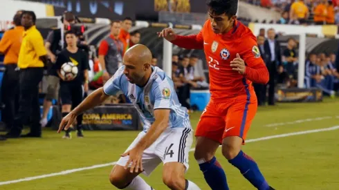 Mascherano contra Chile