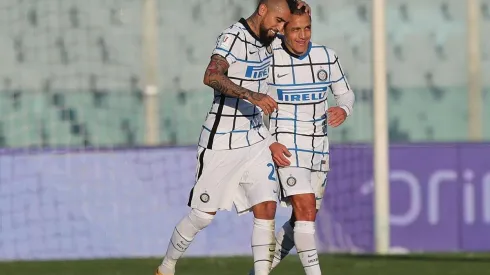 Vidal y Alexis pueden cambiar de equipo