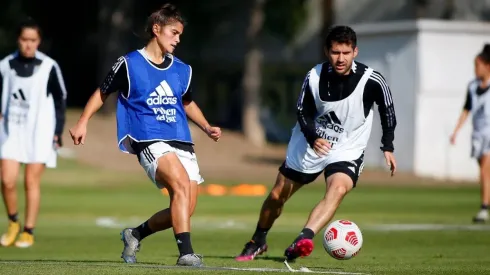Los planteles masculino y femenino de Colo Colo vivieron una práctica especial