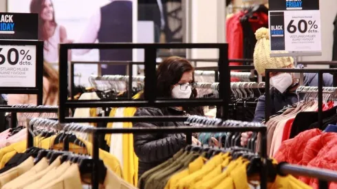 Ropa y vestuario se lleva las miradas de los compradores año a año.