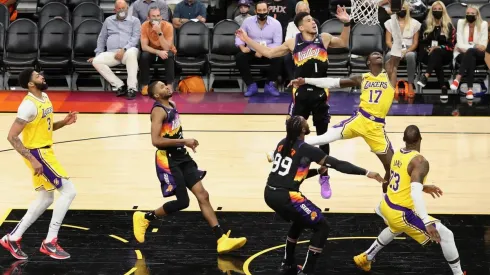 Los Lakers se recuperaron de la primera derrota y ahora dominan la serie 2-1.