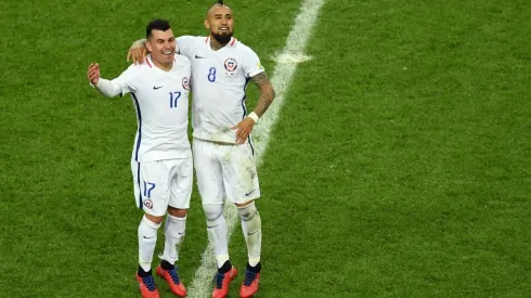 Medel y Vidal conversaron durante el viaje a Argentina