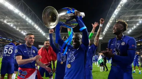 Kanté siempre muestra la humildad en el éxito